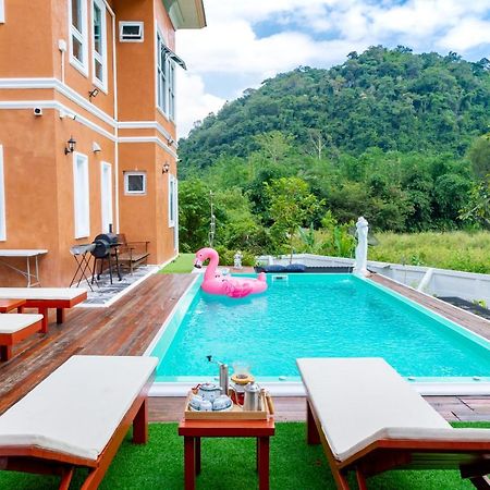 Chateau De Luxi Khao Yai - ชาโตว์ เดอ ลูซี่ เขาใหญ่ Villa Mu Si Exteriör bild