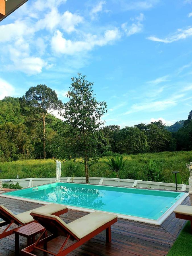 Chateau De Luxi Khao Yai - ชาโตว์ เดอ ลูซี่ เขาใหญ่ Villa Mu Si Exteriör bild